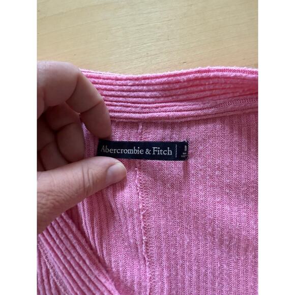 Abercrombie Pink Super Soft Ribbed Cardigan Sz Medium - Picture 2 of 2
